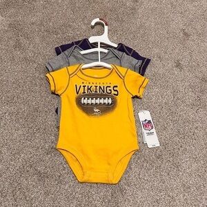 NFL Minnesota Vikings Infant Bodysuit Trio - Yellow, Gray, Purple